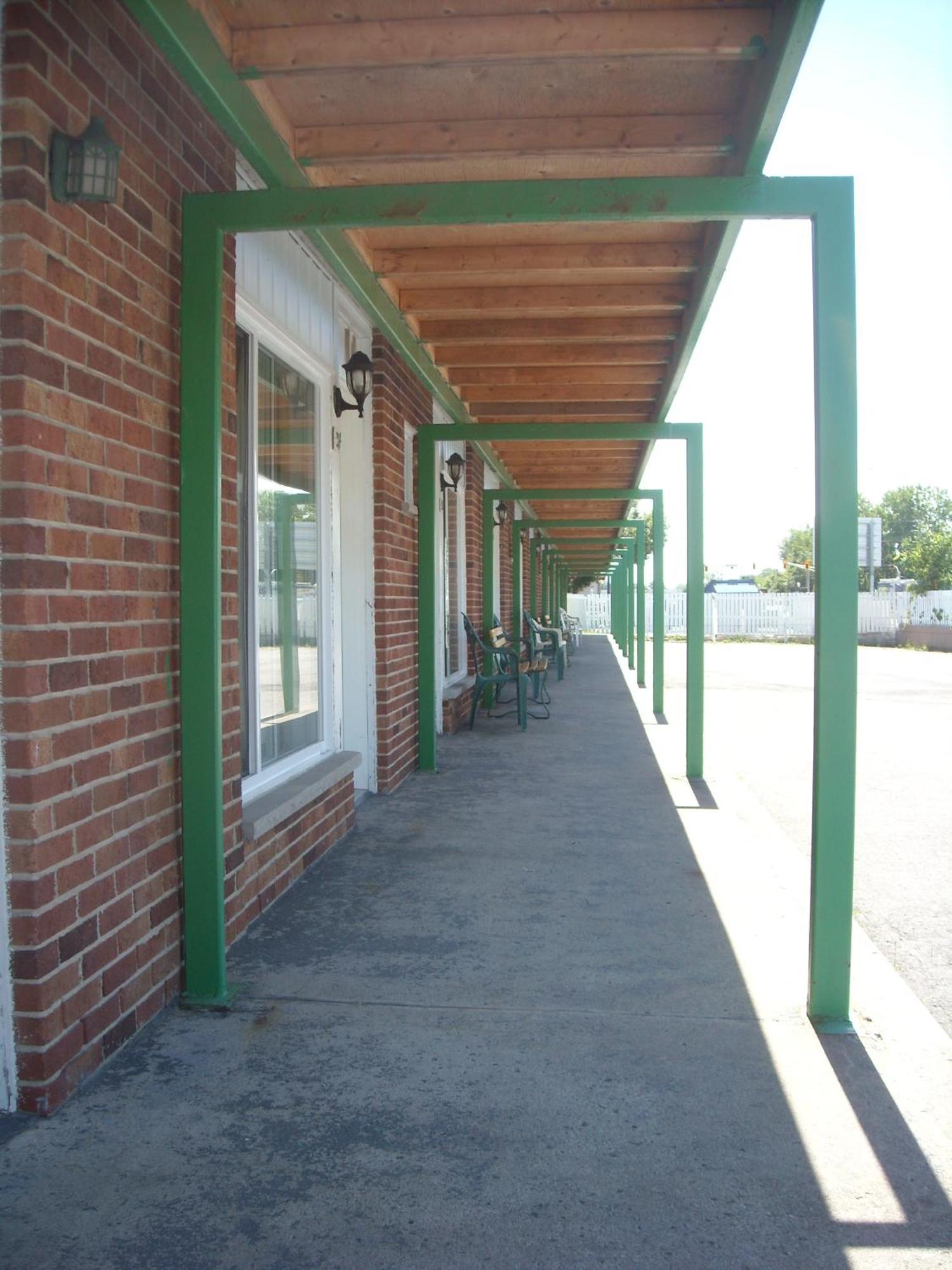 Notre-Dame-de-l'Ile-Perrot Motel Montreal מראה חיצוני תמונה