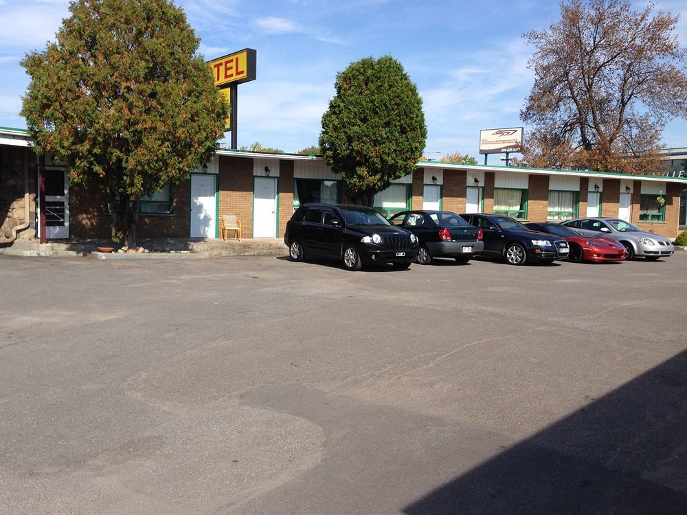 Notre-Dame-de-l'Ile-Perrot Motel Montreal מראה חיצוני תמונה